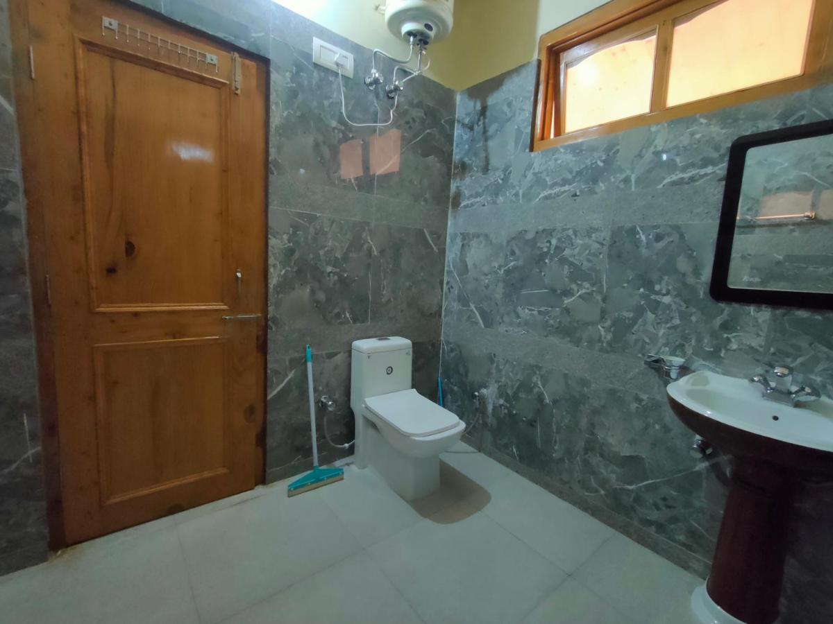 Mid Orchard Cottage, Kasol Exterior foto